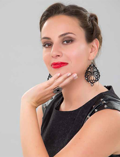 CLAUDIA