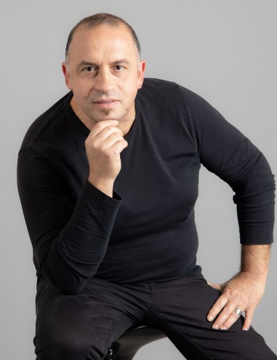 MASSIMILIANO
